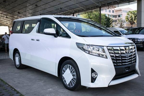 Toyota Alphard Executive Lounge Camcarcity